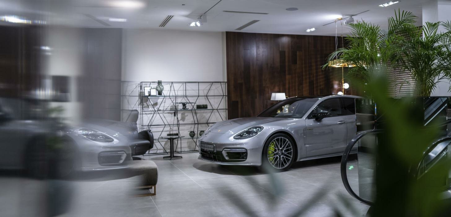 Porsche Panamera Turbo S w salonie Kler